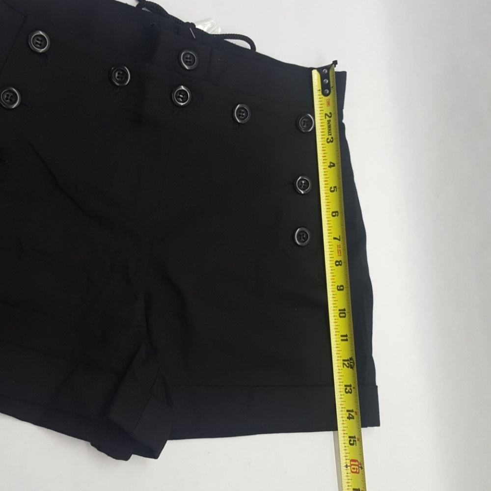 Cache High Waisted Nautical Style Shorts. - Picture 5 of 8